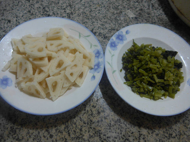 雪菜炒莲藕步骤1