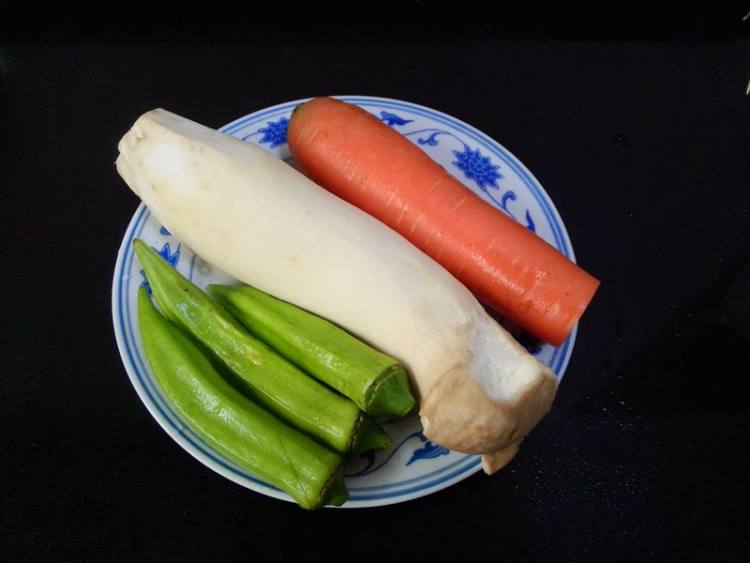 干煸杏鲍菇步骤1