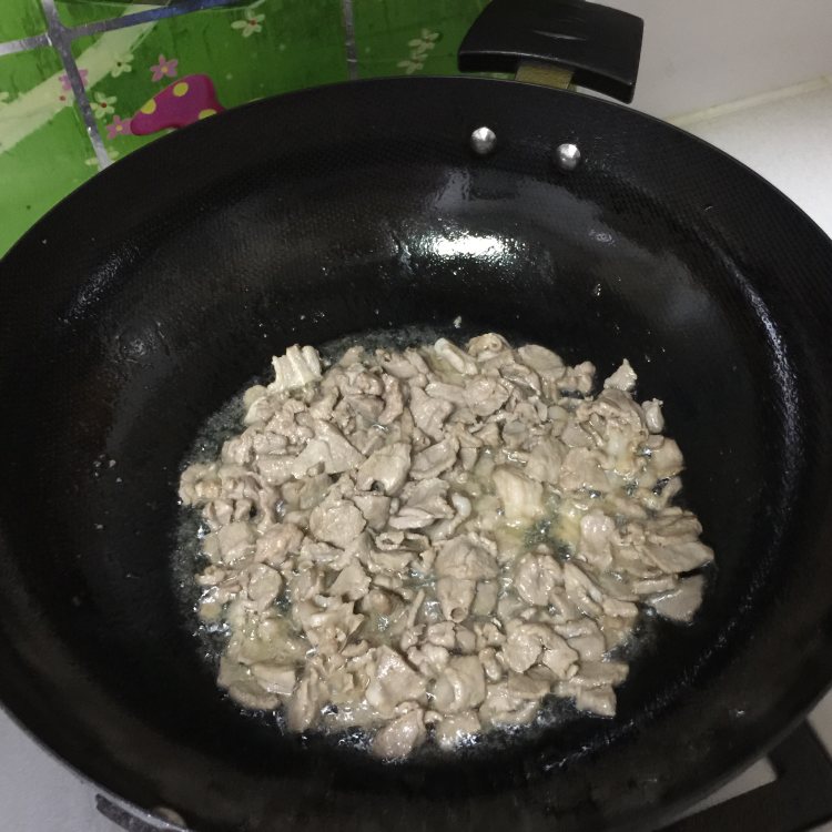 双色胡萝卜炒丝瓜步骤6