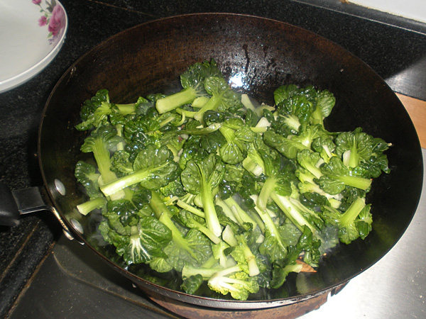 菊花菜炒豆制品步骤7