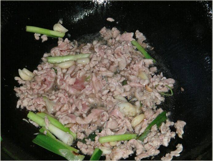 土豆丝炒肉步骤6
