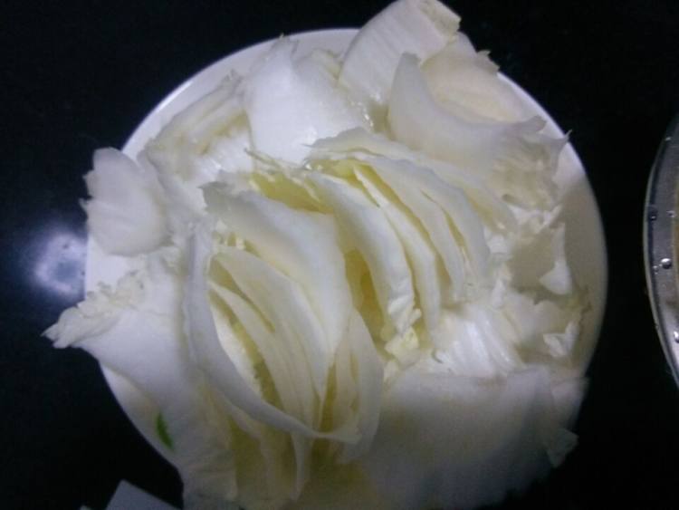 家常醋溜大白菜步骤1
