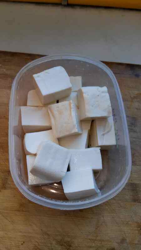 西兰花冻豆腐步骤1