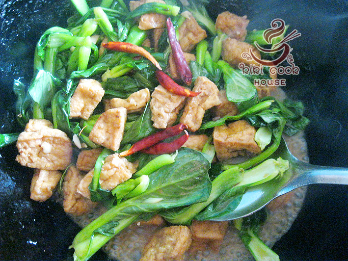 豆泡烧油菜步骤6