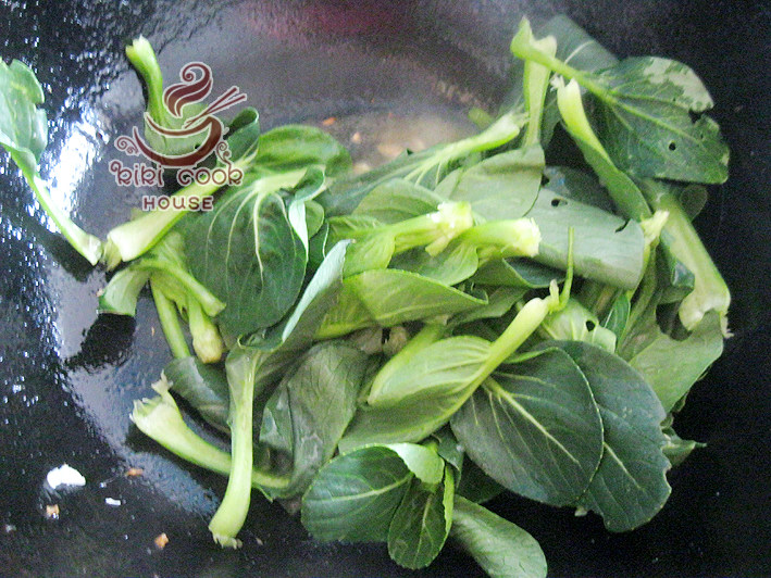 豆泡烧油菜步骤4