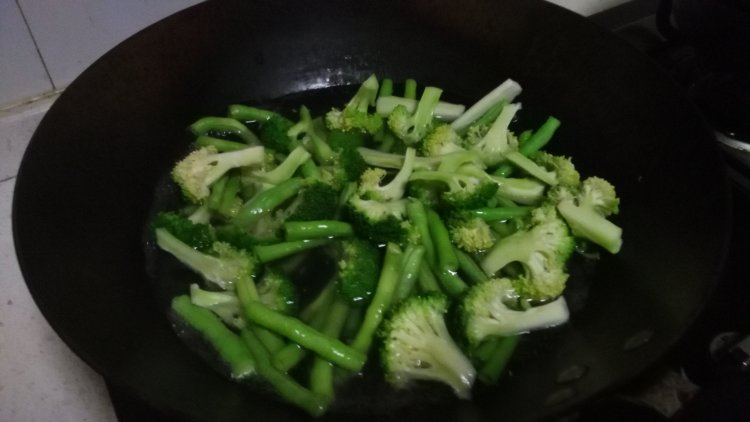白灼时蔬步骤5