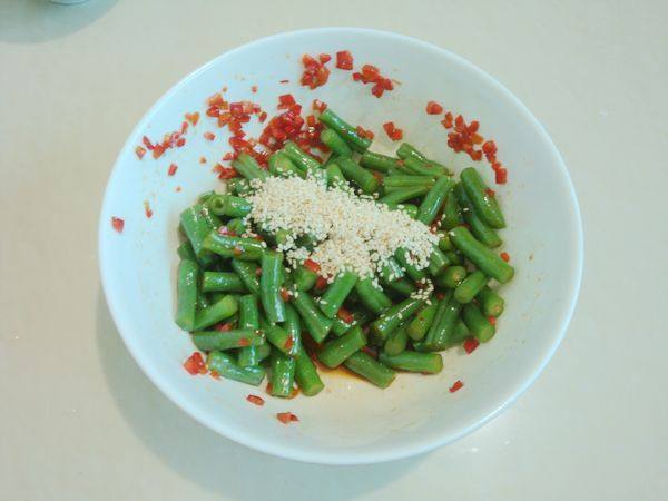 芝麻葱油豆角步骤9