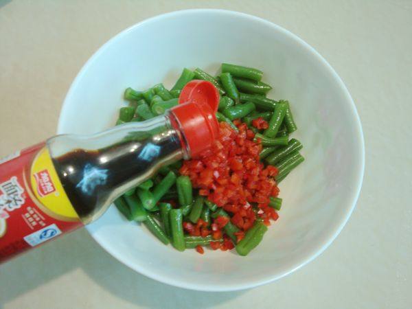 芝麻葱油豆角步骤8