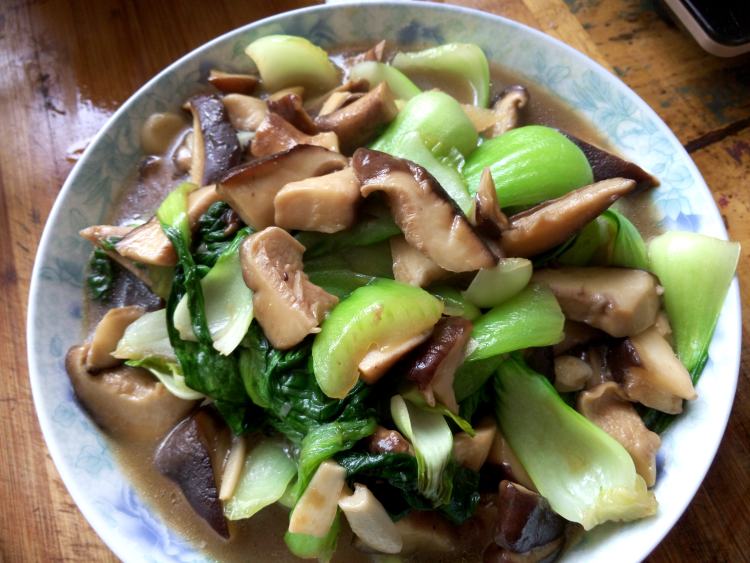 香菇炒油菜步骤7