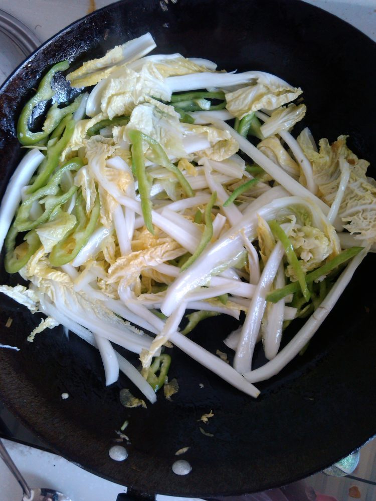 爆炒娃娃菜步骤6
