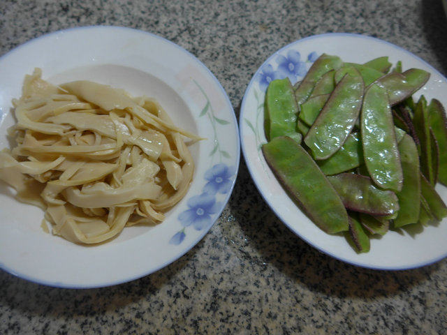 水笋炒扁豆步骤1