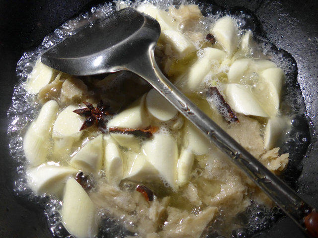 烤麸烧茭白步骤7