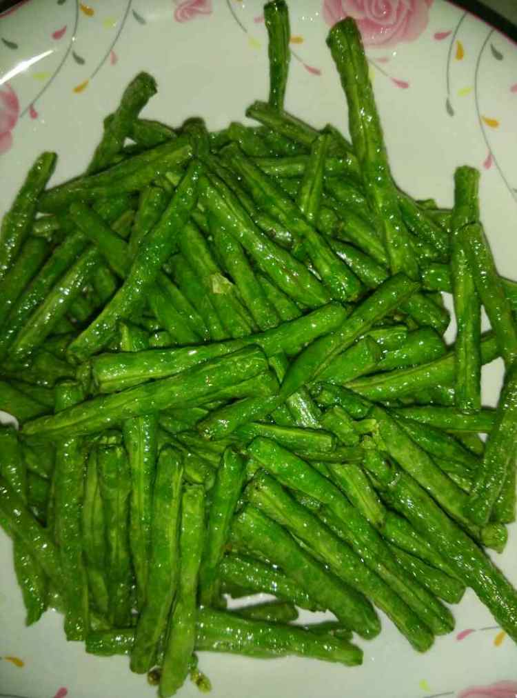 肉泥长豆角炒茄子步骤12