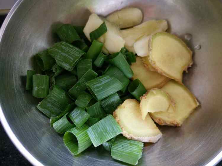 干煸有机花菜步骤3