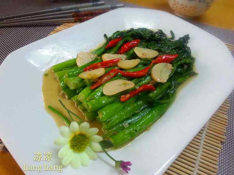 腐乳拌油菜心步骤6
