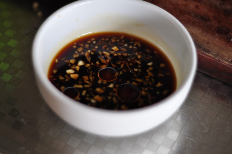 香酥拌茄子步骤3