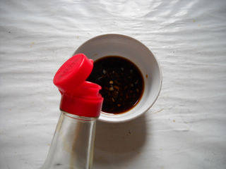 皮蛋花生凉面步骤4