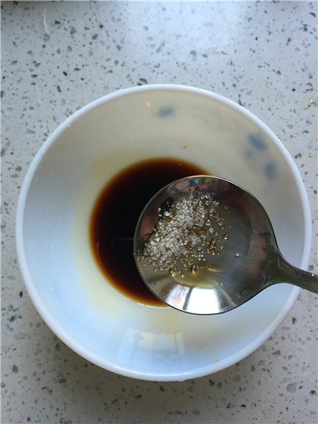 凉粉拌皮蛋步骤9
