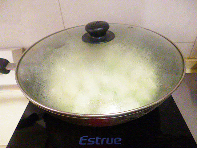 老豆腐烧毛豆步骤6