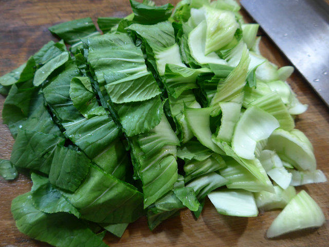 油豆腐炒青菜步骤2