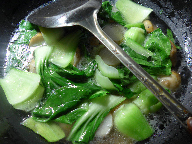 青菜煮芋艿子步骤9