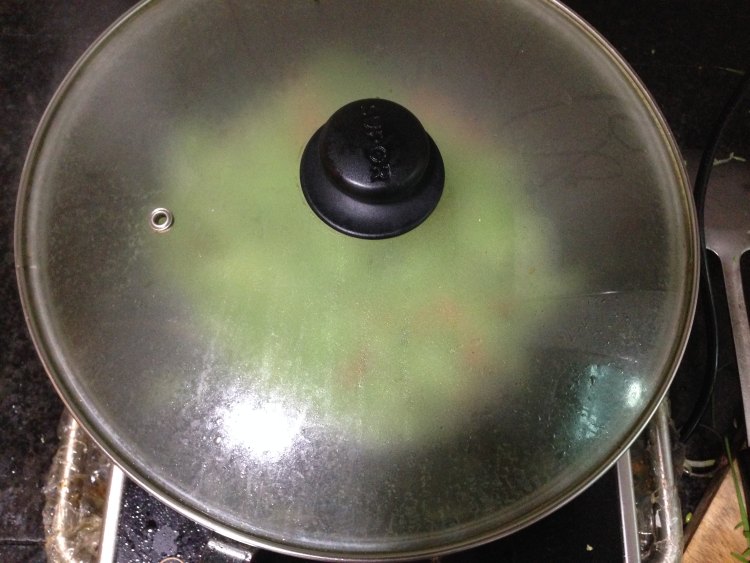 红辣椒炒扁豆步骤7