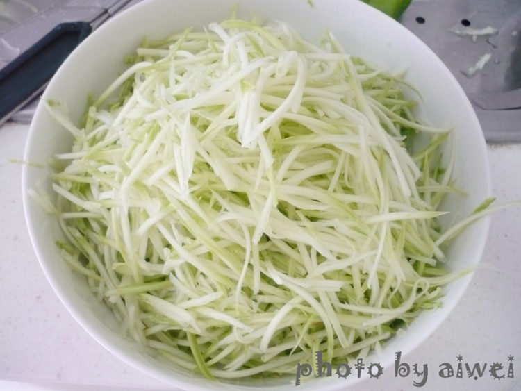 芥末葫芦丝步骤3