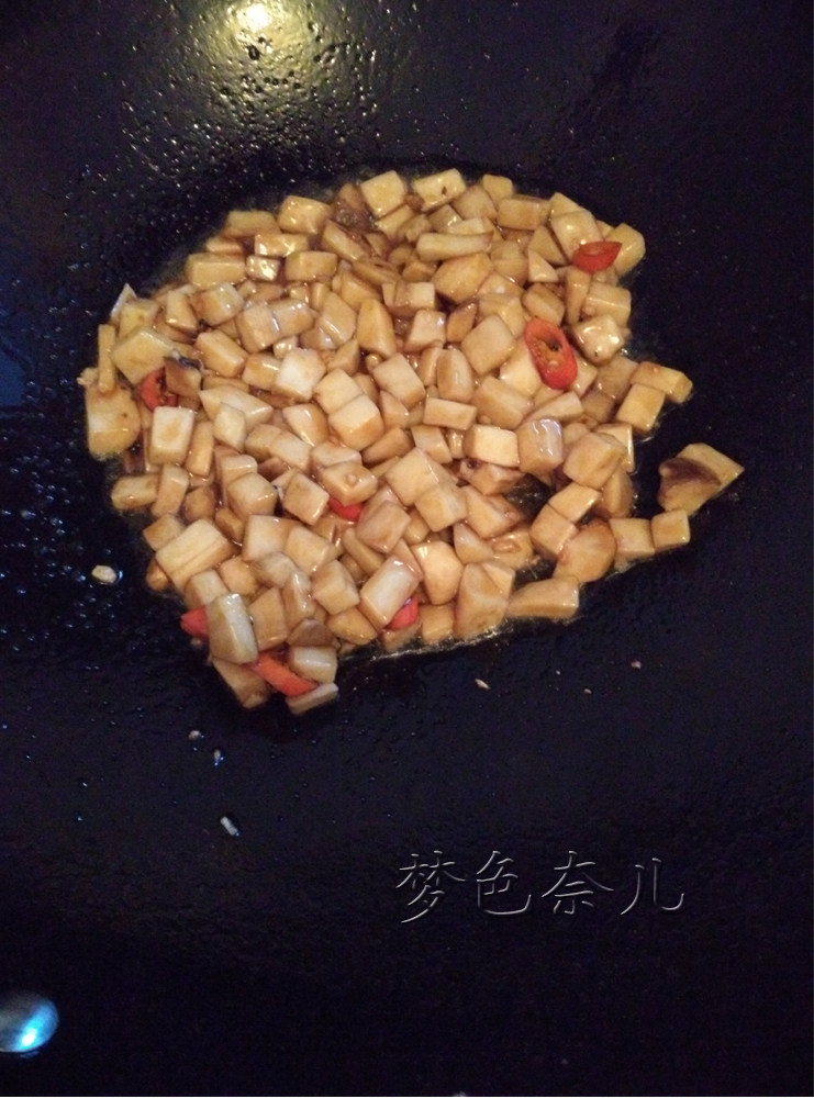 爆杏鲍菇步骤6