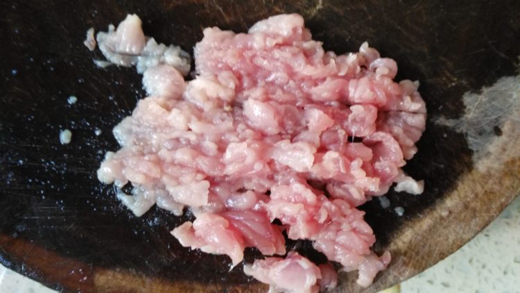 茄子炒肉末步骤2