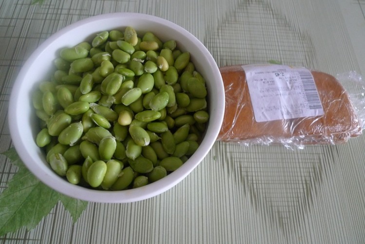 毛豆香干丁步骤1
