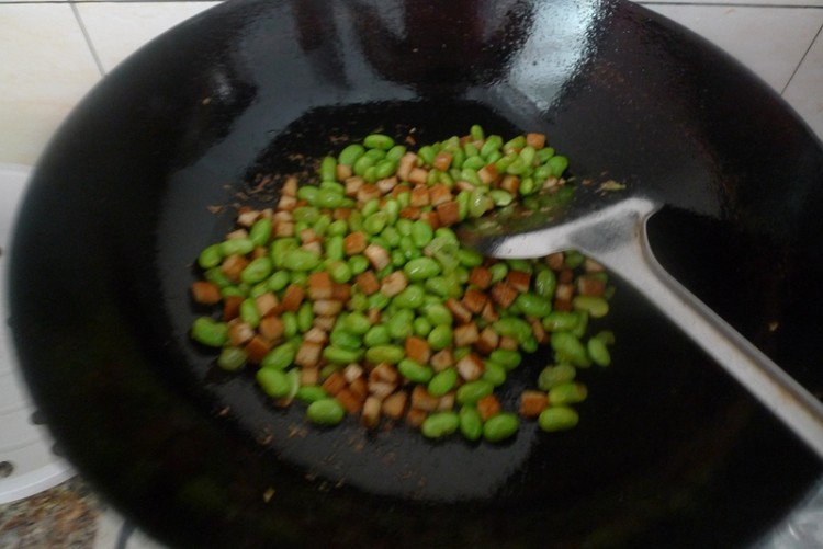 毛豆香干丁步骤7
