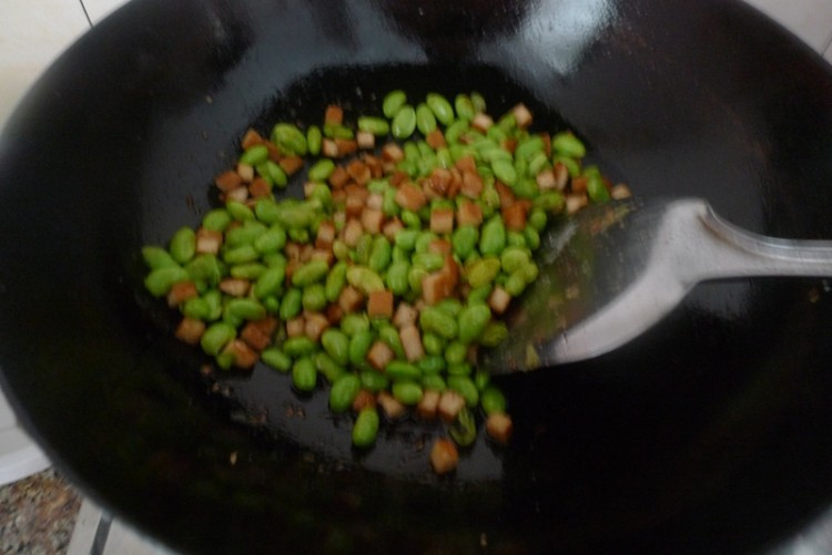 毛豆香干丁步骤8