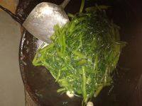 清炒空心菜步骤5