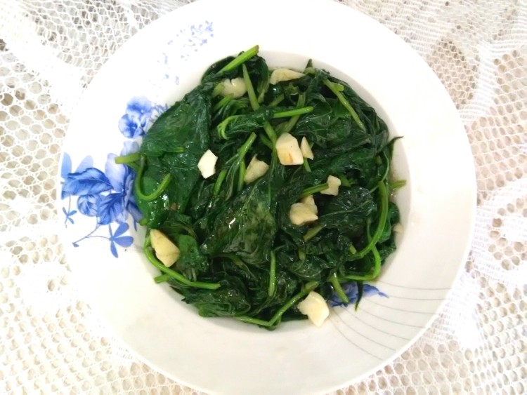 蒜香地瓜叶步骤7