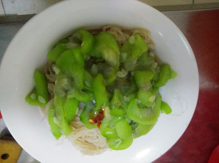 丝瓜粉丝蒸步骤4