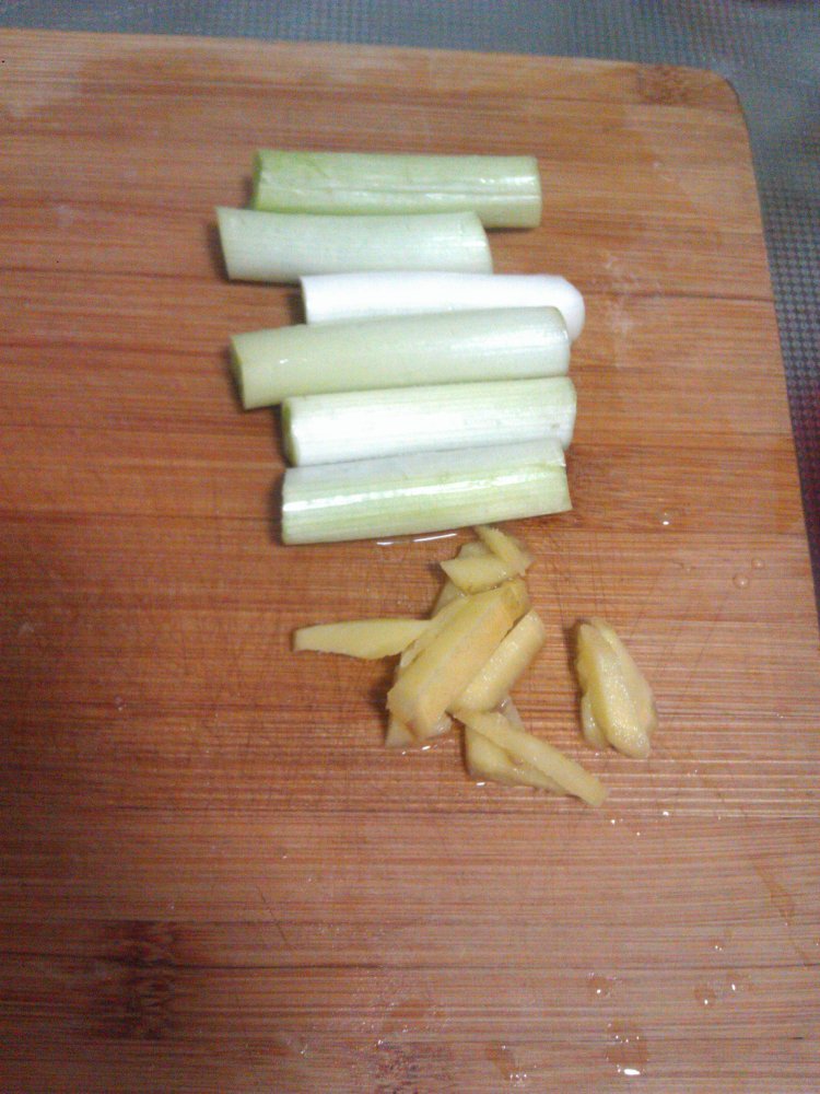 白菜炖豆腐步骤3