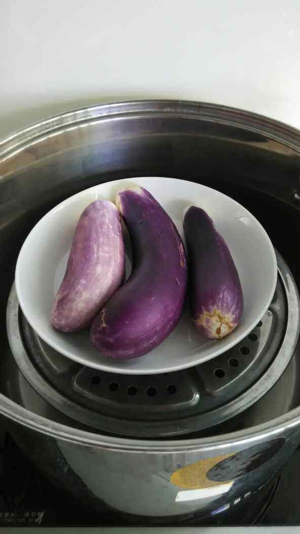 凉拌蒜香茄子步骤2