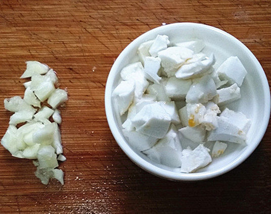 【手工美食】上汤苋菜步骤2