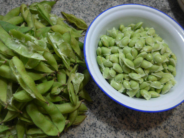 椒盐毛豆步骤2