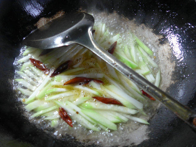 夜开花炒粉条步骤7