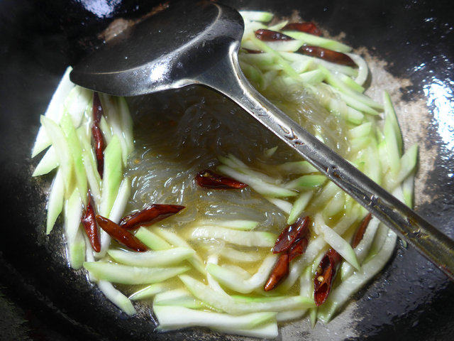 夜开花炒粉条步骤8