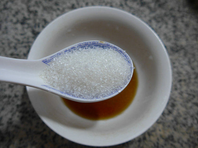 糖醋蒜香尖椒步骤5