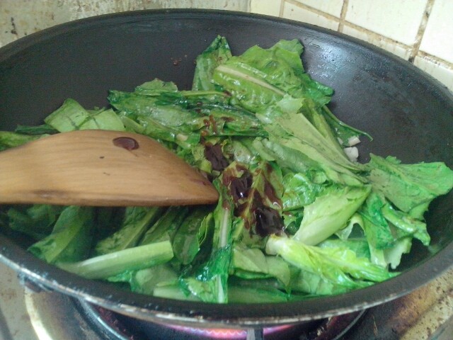 蚝油水炒油麦菜步骤5