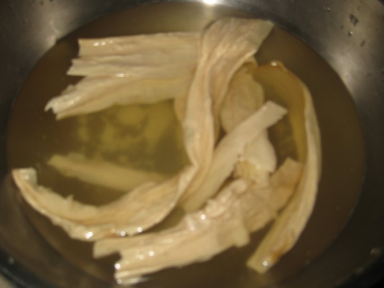 腐竹炒青瓜步骤1