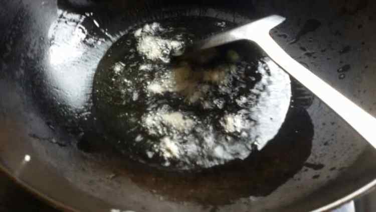 番茄炖毛豆步骤6