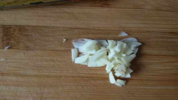 番茄炖毛豆步骤5