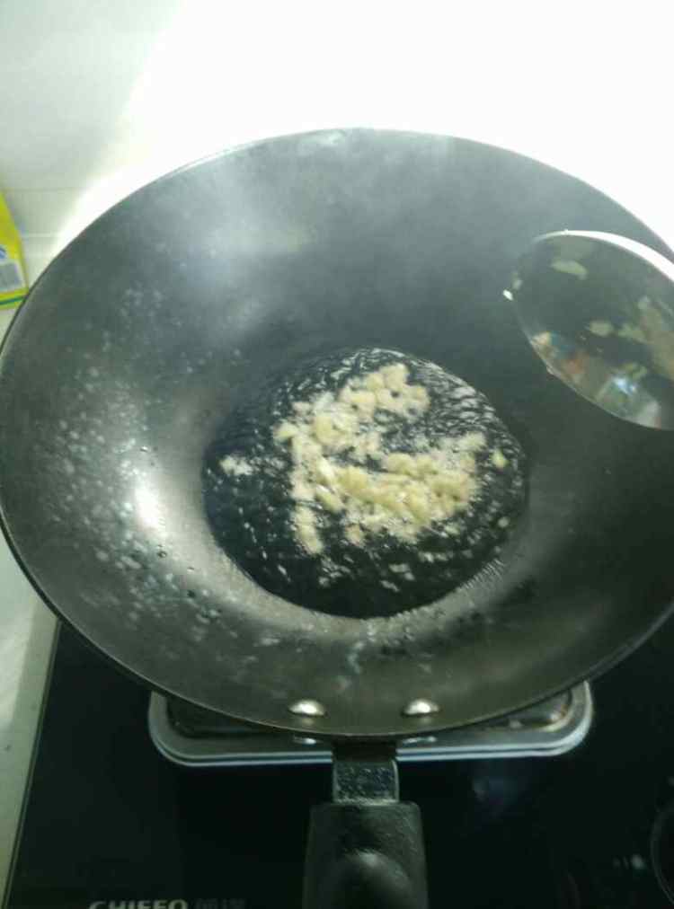 素炒油麦菜步骤3