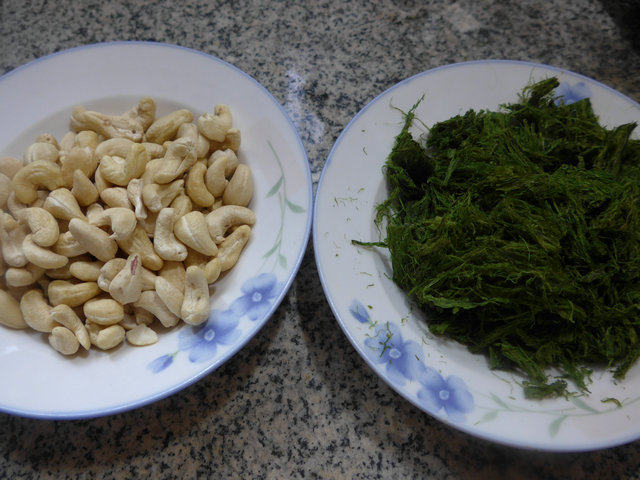 苔条腰果步骤1