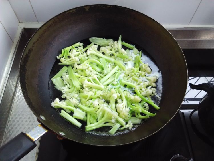 青椒有机菜花步骤3