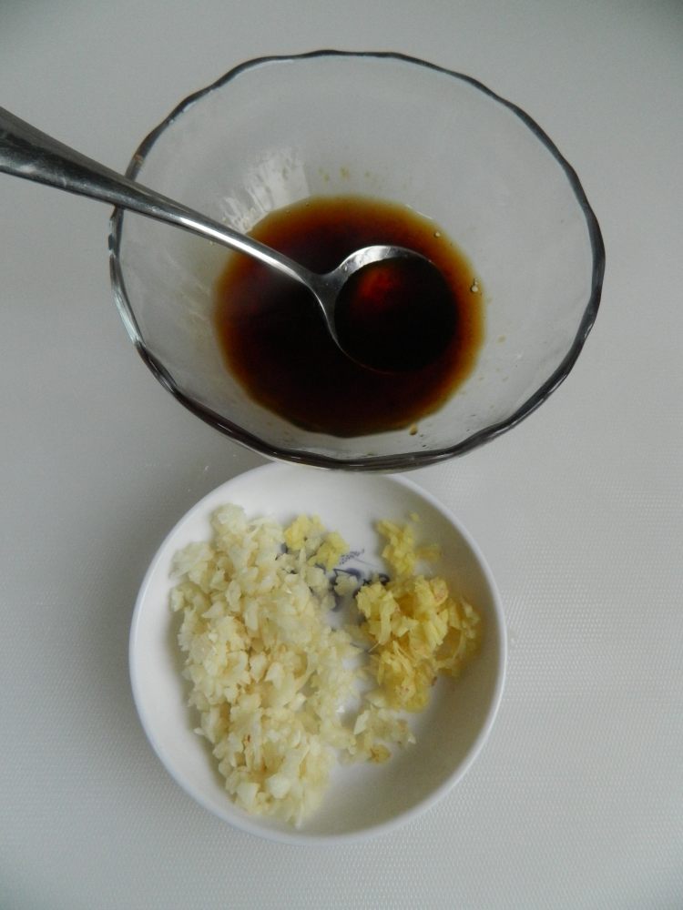 蚝油茼蒿步骤2